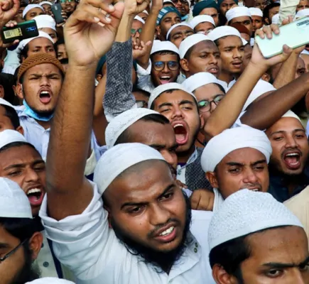 بنغلاديش تسير نحو الفوضى... والجماعة تعلنها صراحة: "سنحكم البلاد" بنغلاديش تسير نحو الفوضى... والجماعة تعلنها صراحة: "سنحكم البلاد"