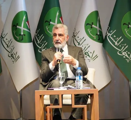 فضيحة مالية وأخلاقية تضرب جبهة "صلاح عبد الحق" الإخوانية فضيحة مالية وأخلاقية تضرب جبهة "صلاح عبد الحق" الإخوانية