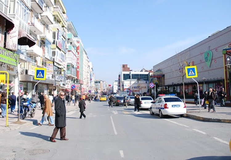 لماذا يخاف الأتراك التعبير عن آرائهم؟ هذه الدراسة تكشف الأسباب