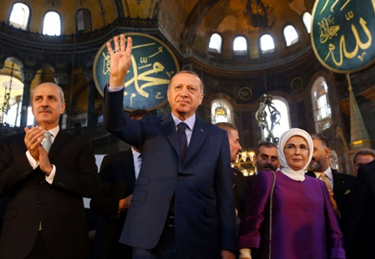 يجوب أردوغان دول البلقان كأنها جزء من إمبراطوريته المتخيلة