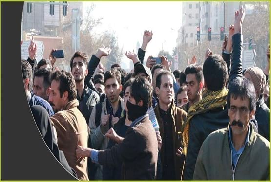 "الموت لحزب الله" و"اتركوا سوريا".. هتافات غير مسبوقة في إيران