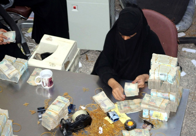 إخوان اليمن يرفضون أي رقابة على عائدات الغاز والنفط في مأرب
