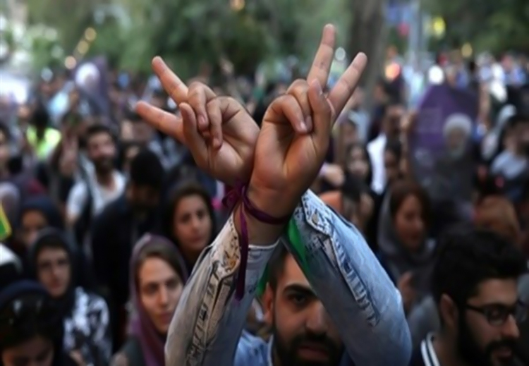 الانتفاضة الإيرانية أكدت رفض الشعب الإيراني للقيادة الإيرانية بشقيها (المتشدد والإصلاحي)