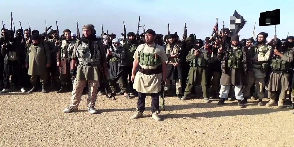 فك شفرة المهاجر (2)..رحلة الألف ميل بين حقول "القاعدة"