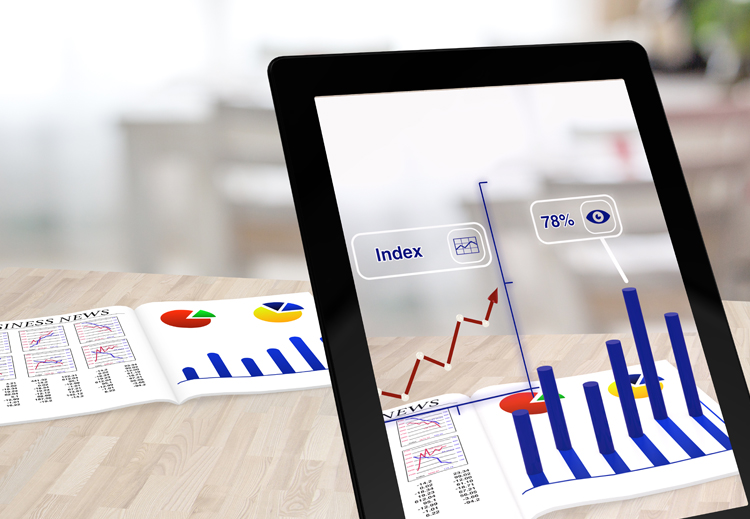 الواقع المعزَّز يستخدم البيئة الحقيقية المحيطة بالمستخدم ويضيف عليها افتراضياً