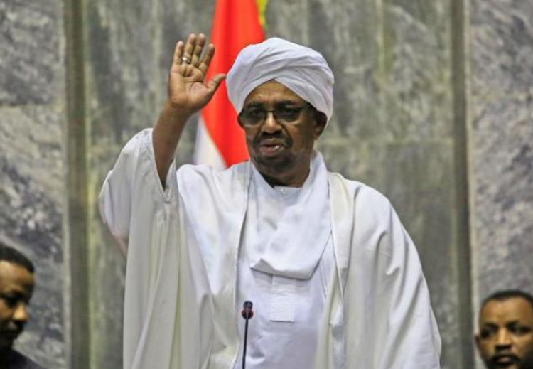 "الحركة الإسلامية" السودانية أمام خيارين: الانسحاب أو الانشقاقات
