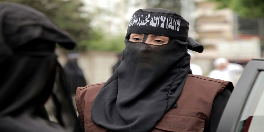 شقيقة البغدادي تواجه حكم الإعدام في العراق