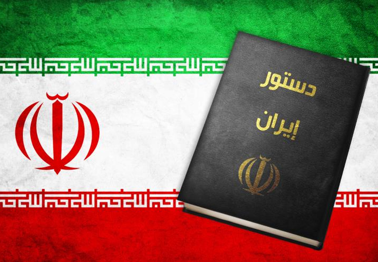 الدستور يمنع الشخص المنتمي للديانات والمذاهب الأخرى من الترشح لمنصب القائد