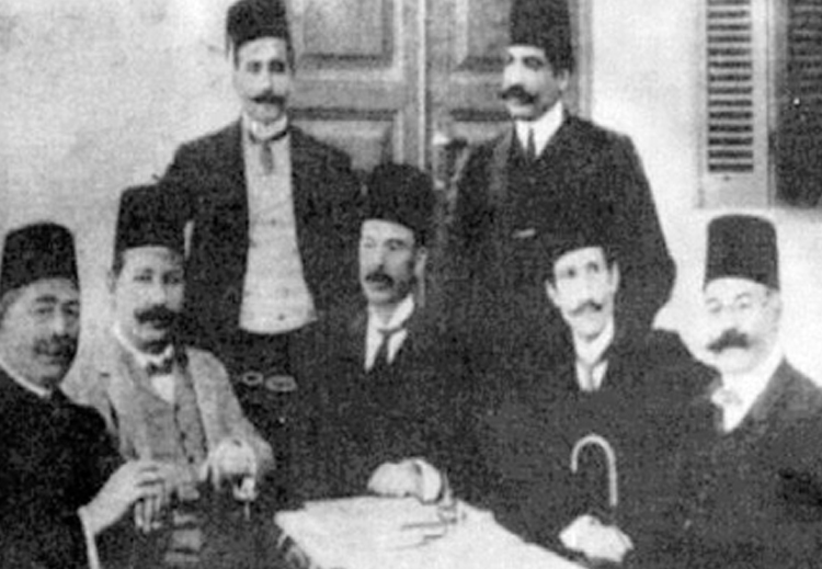 جاء تأسيس النادي الأهلي المصري بباعث وطني