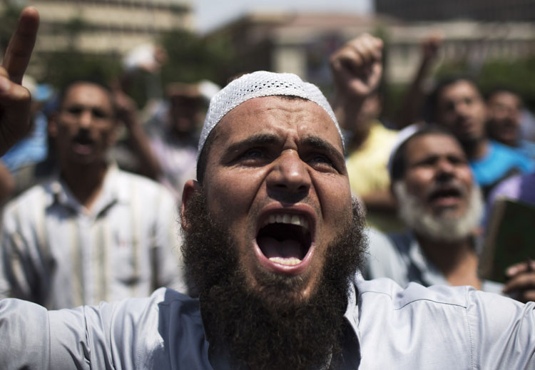 من أعظم البلايا أن تتحوَّل السلفيَّة إلى حالة معرفيَّة مجرَّدة ليس معها مقتضياتها الإيمانيَّة