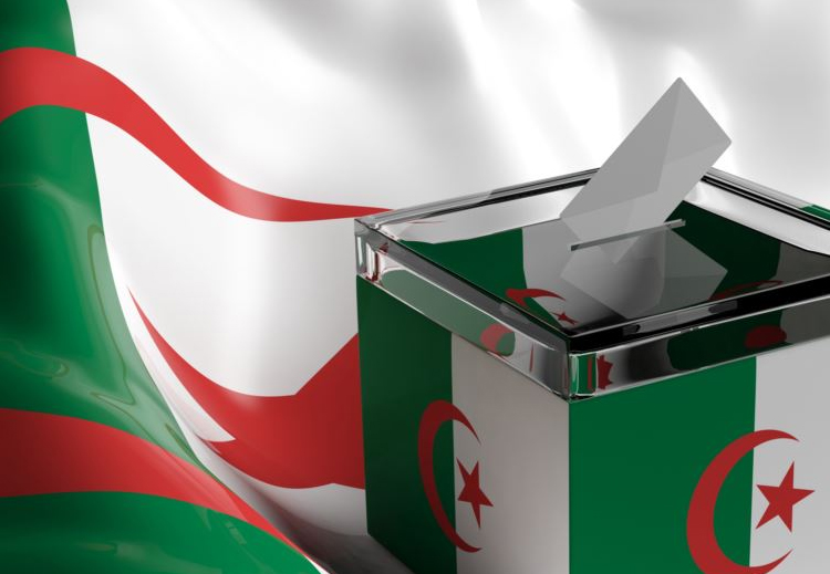 عزل زعيم الغالبية يؤجّج صراع الرئاسة في الجزائر