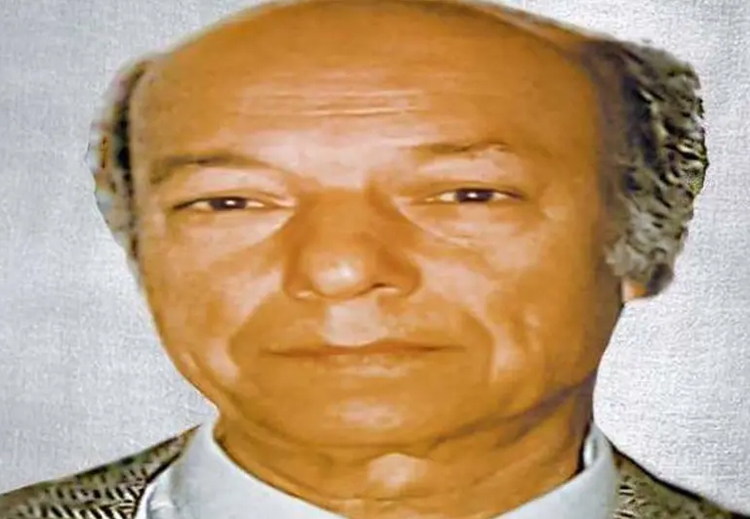 الموت يغيب علي الشوك.. صاحب "الكتابة والحياة" يستسلم