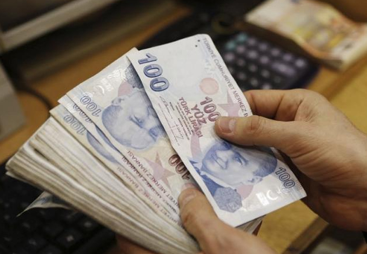 ما الذي يجعل اقتصاد تركيا هشاً ليدمره ترامب بتغريدة؟