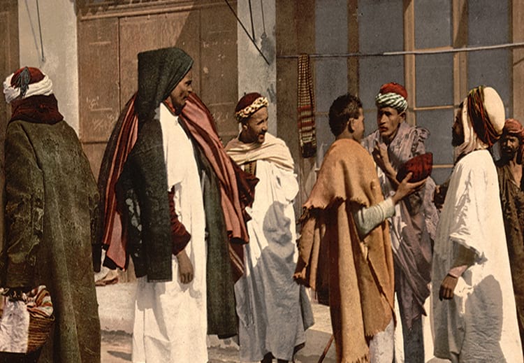 استقبال المعرفة اليونانية في الإسلام بدأ من القرن الثامن على يد المفكرين المعتزلة
