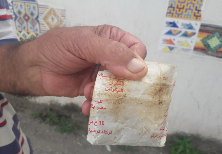 الحاج عمر: سعر العشرة مليغرامات 2000 ملّيم (حوالي 0.7 دولار)