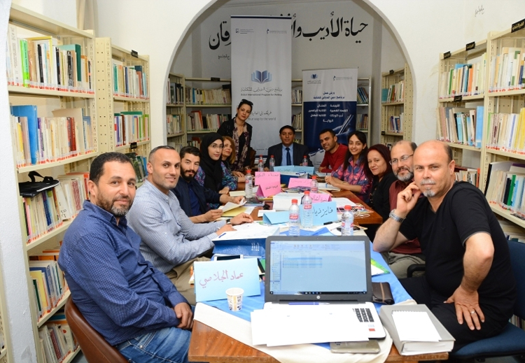 المشاركون في ورشة الكتابة للطفل في تونس