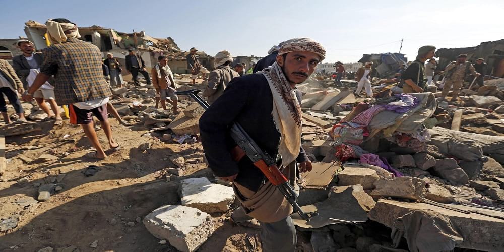 هل حانت الفرصة لعزل الحوثيين ووقف الحرب في اليمن؟