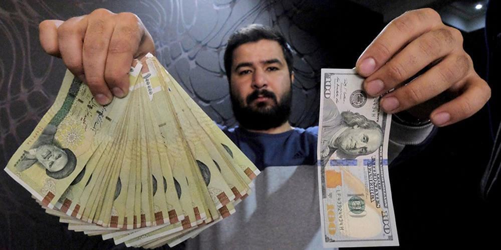 إيران: هل يطيح الدولار بالحكومة؟