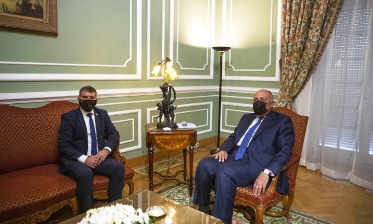 وزير الخارجية الإسرائيلي أشكنازي خلال لقائه وزير الخارجية المصري سامح شكري