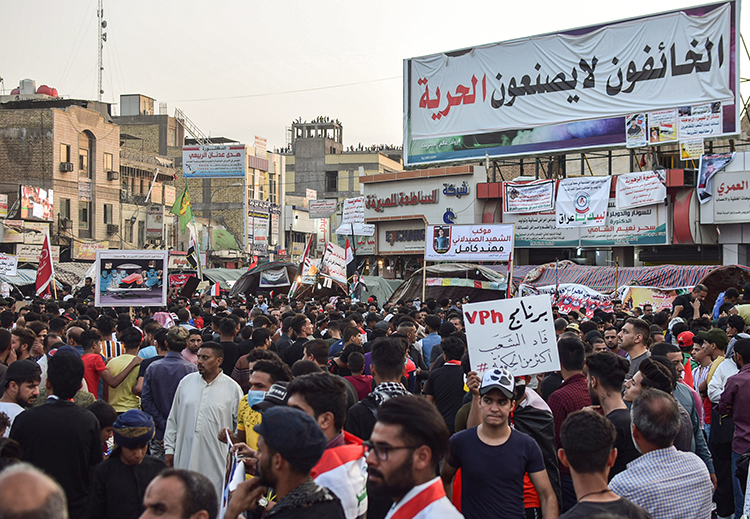 تشتعل الاحتجاجات بسبب الفساد في العراق