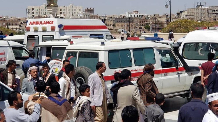 صورة خاصة لحفريات: دفن الضحايا بدون حضور الأهالي
