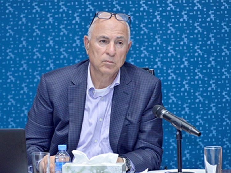 الدكتور صالح عبد الجواد