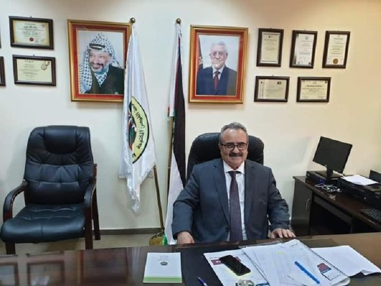 يقول أستاذ القضية الفلسطينية الدكتور أسعد العويوي: إنّ الاستيطان العامودي يتسع بشكل كبير في داخل الضفة الغربية