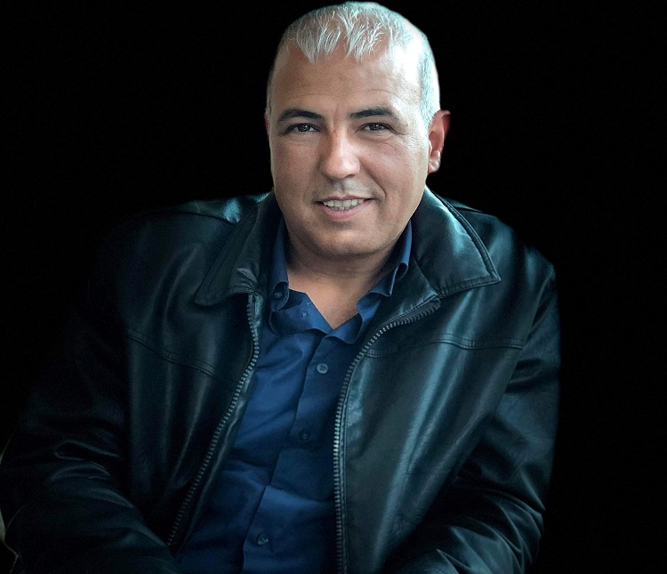 الكاتب والمحلل السياسي، عصمت منصور