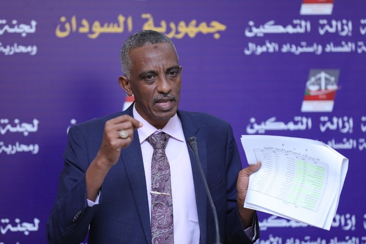 عضو لجنة إزالة التمكين، وجدي صالح
