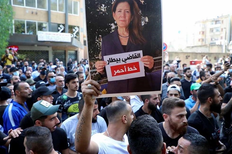 مسيرة داعمة للقاضي طارق البيطار