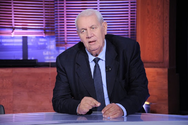 الناشط السياسي مصطفى بن أحمد