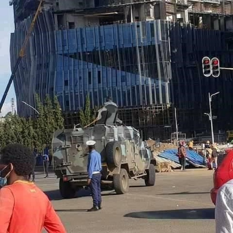 منعت القوات الفيدرالية المسلمين من الإفطار في ساحة عامة