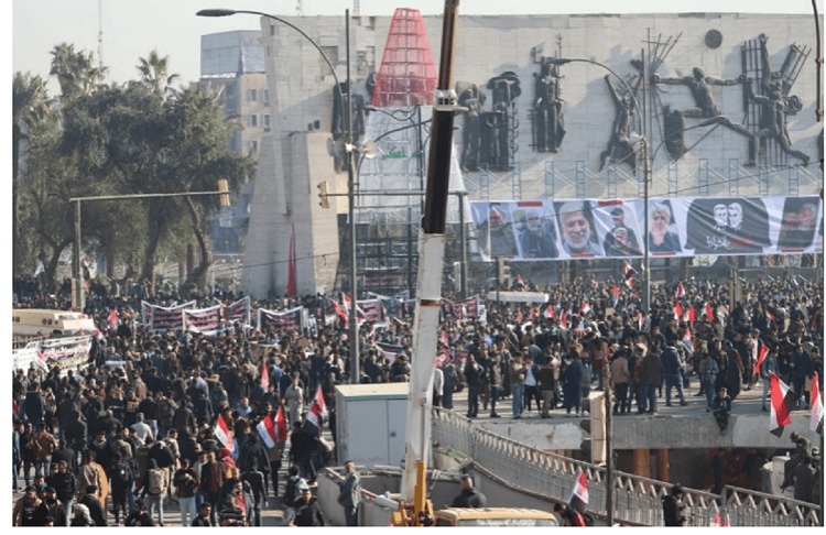 وضع صورة سليماني والمهندس أعلى نصب ساحة التحرير وسط بغداد