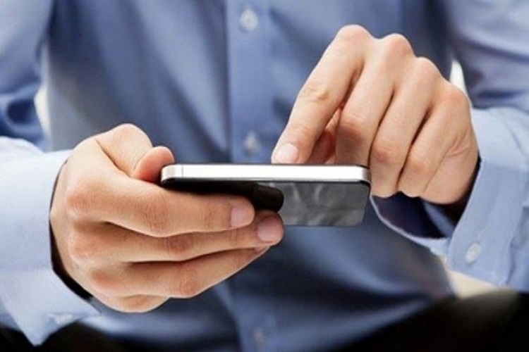 الإقبال على اقتناء شرائح الاتصالات الإسرائيلية من قبل السكان الفلسطينيين في تزايد مستمر