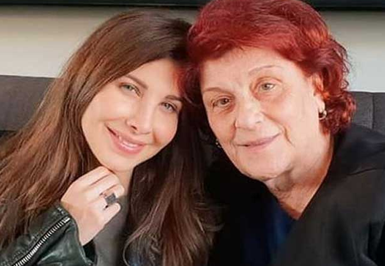 نانسي عجرم وحماتها