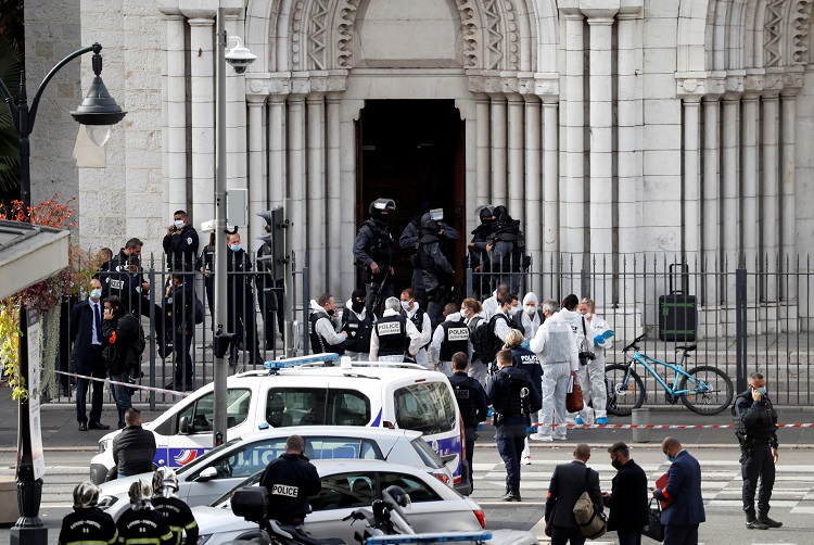 أكثر من 250 شخصاً قُتلوا في هجمات إرهابية على الأراضي الفرنسية منذ كانون الثاني (يناير) 2015