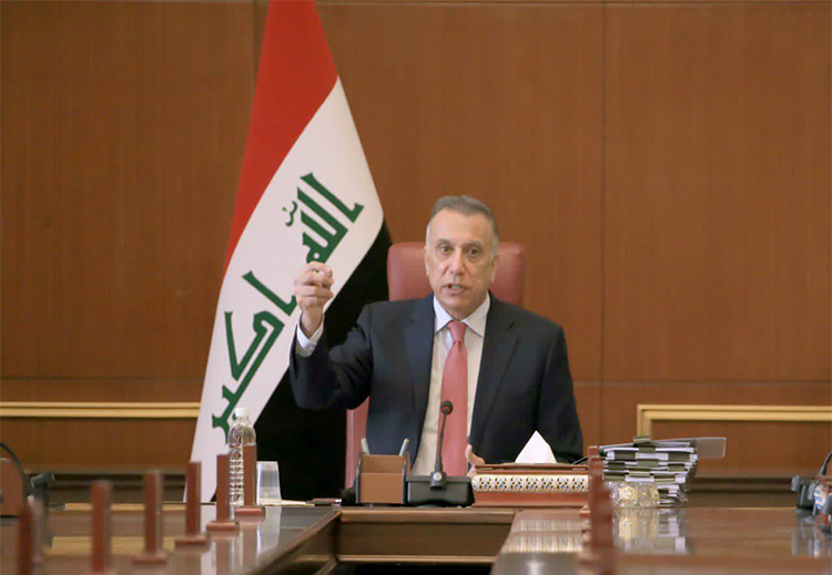 رئيس الوزراء العراقي مصطفى الكاظمي يخضع لطلبات الصدريين من أجل تثبيت السلطة ضد تيار ولاية الفقيه في البلاد