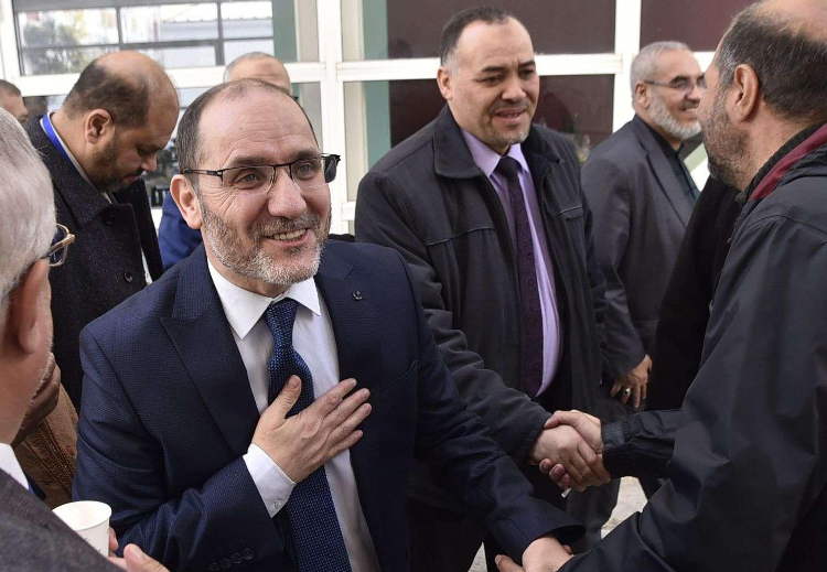 حملة انتخابية مبكرة لإخوان الجزائر بحثاً عن تموقع في مشهد متأزم