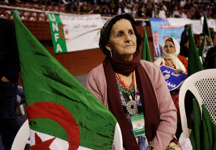 سجال محتدم بين قدماء المحاربين وجبهة التحرير الجزائرية