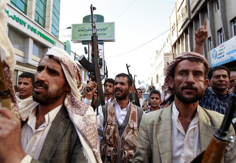 بالوقائع والأرقام.. انتهاكات الحوثيين الإرهابيين ضدّ المدنيين في أسبوع