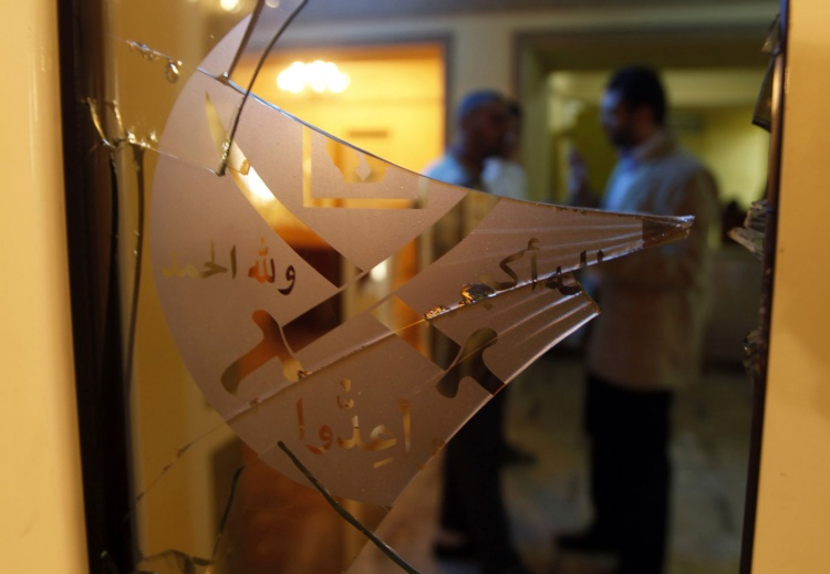أزمة الأذرع الإعلامية لتنظيم الإخوان.. خلافات داخلية هيكلية أم تفجير ذاتي لانتهاء مهمته