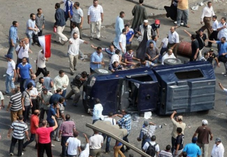مبادرة مسجوني الإخوان.. ما الذي يكشفه الجدل حولها؟