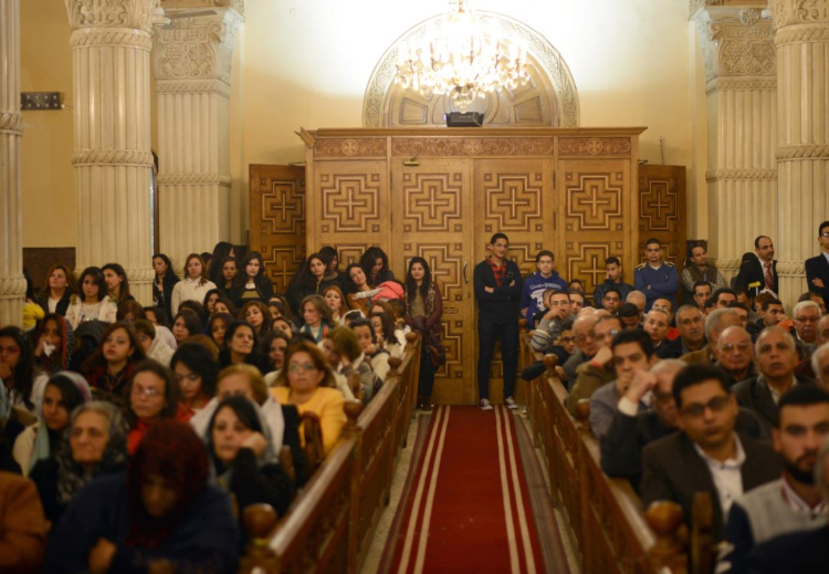 المسيحيون في المشرق.. هل يمكن الحديث عن تمييز واضطهاد؟