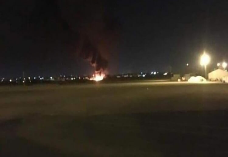الجيش الليبي يقصف طائرة تركية محمَّلة بالأسلحة