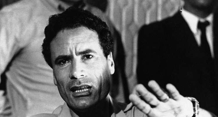 استمر القذافي في سدة الحكم بليبيا طوال ما يزيد عن 40 عاماً (1966-2011)