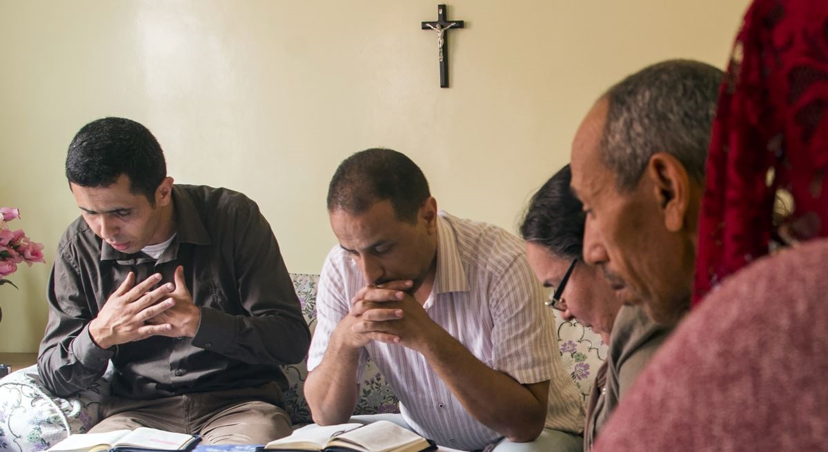 مسيحيون مغاربة يمارسون طقوسهم الدينية في سرية 