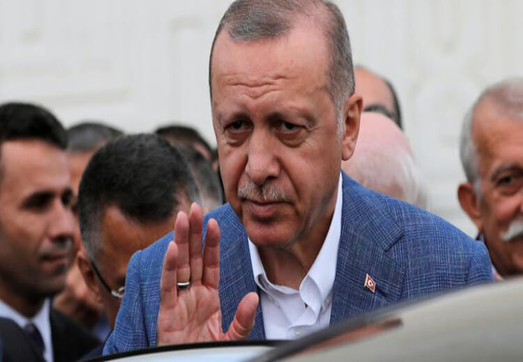انتحار عشرات الموظفين بسبب أردوغان.. هذه قصّتهم