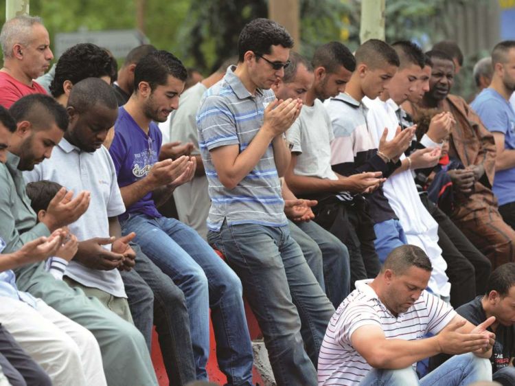 كل دين يحتاج إلى الهدوء والصفاء لتمكينه من أن يحقق كماله في الروحانية