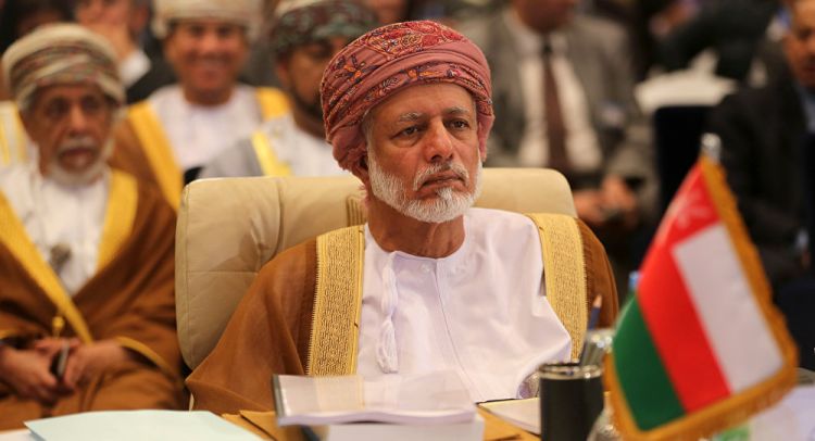 بن علوي: إنّ خطر اندلاع مواجهة عسكرية في مضيق هرمز أكبر مقارنة بأي مكان آخر بمنطقة الخليج