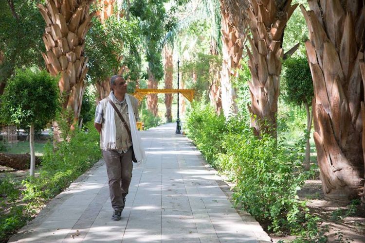 الفردانية ابتلاع أو إشباع لهذا الوجود داخل هذا النوع الهامشي الذي يولّد لك الإحساس بالتميز قليلاً